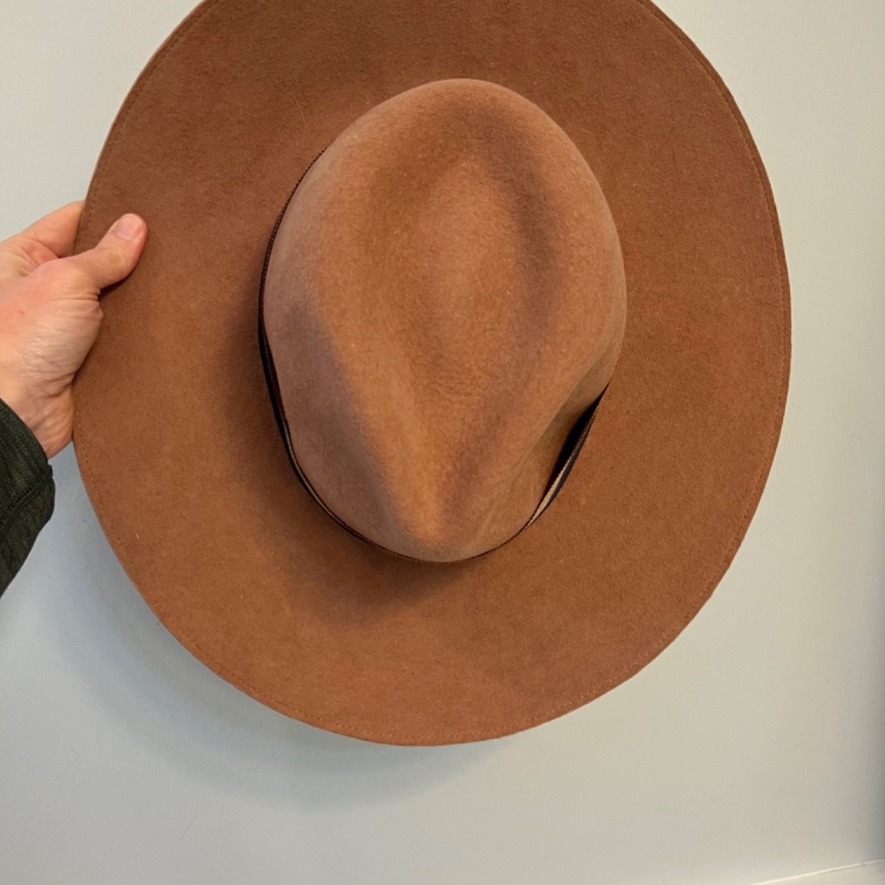 Hat - Picture 2 of 5